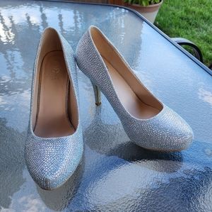 SIZE 7 - SECOND LOVE SILVER GEM HEEL